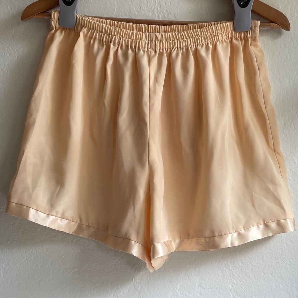 Vintage Victoria's Secret Peach Shorts